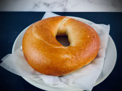 Classic plain bagel served fresh